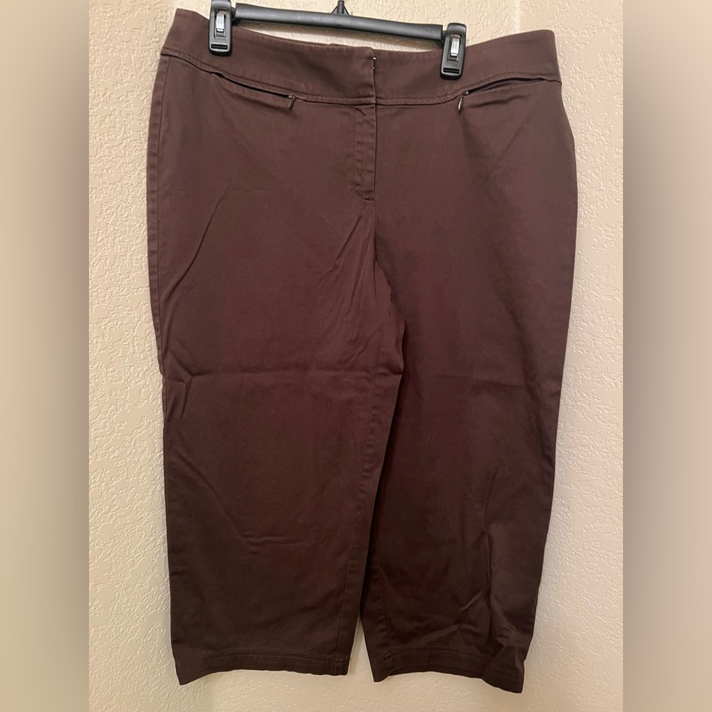 Additions By Chicos Preloved Chocolate Brown Capris, Chicos Size 2